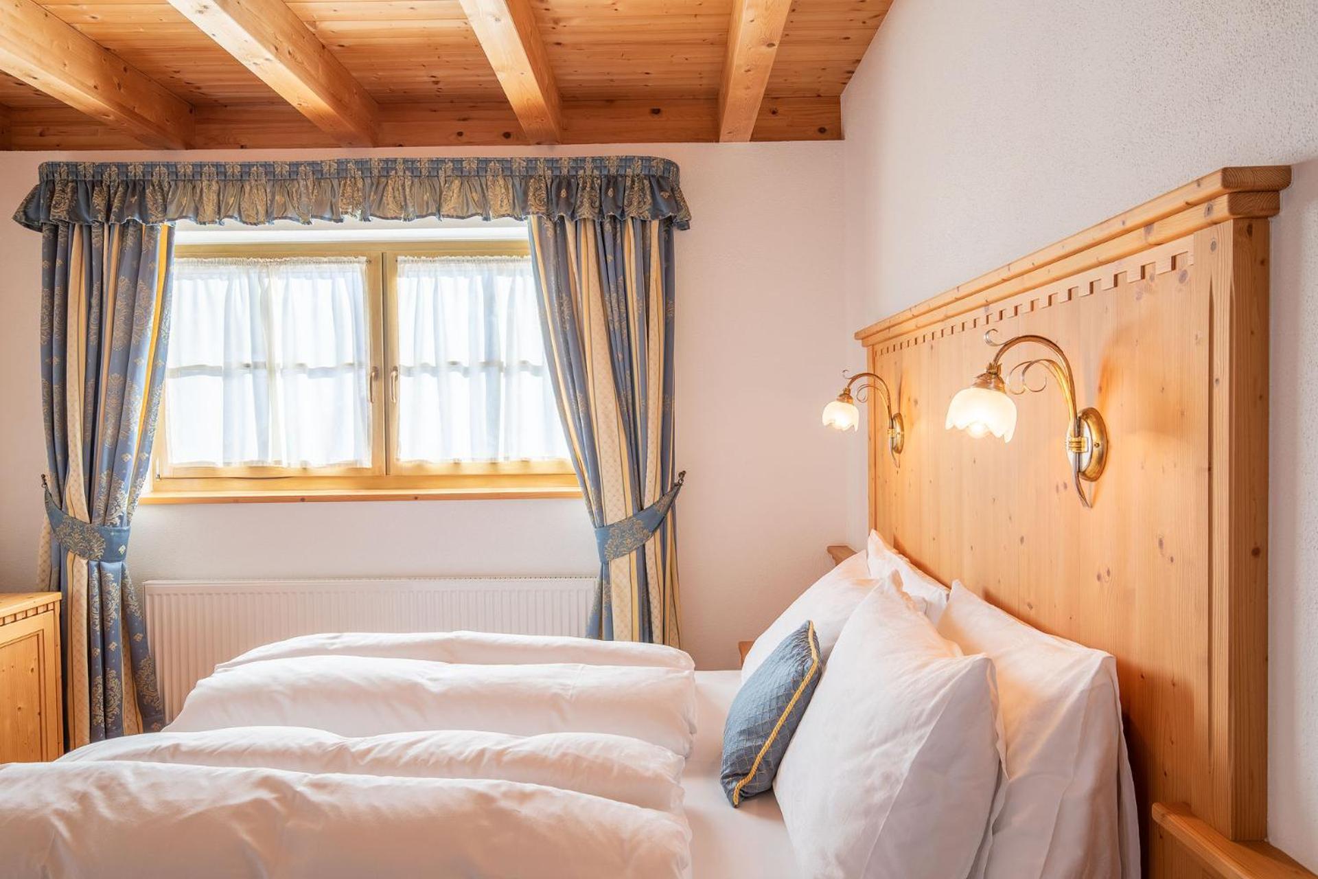 Cima Dodici B&B - Apartments Sexten Exterior photo