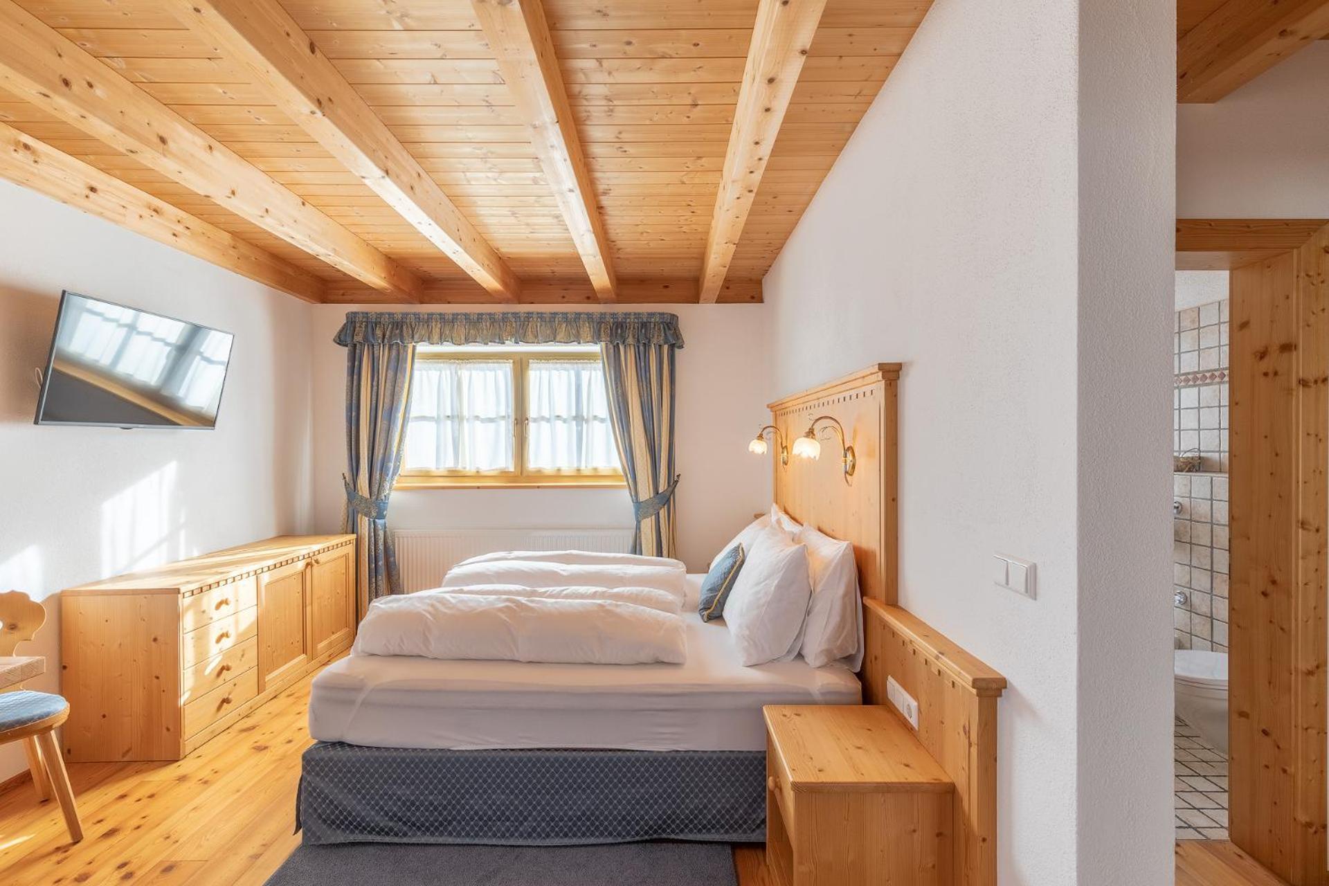 Cima Dodici B&B - Apartments Sexten Exterior photo